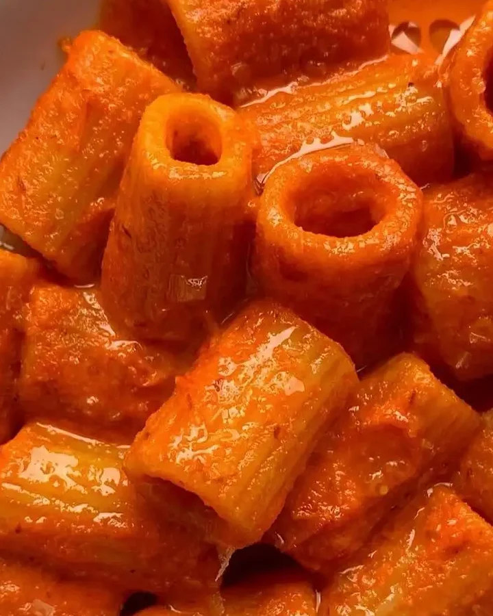 Roast Sweet Pepper & Tomato Rigatoni