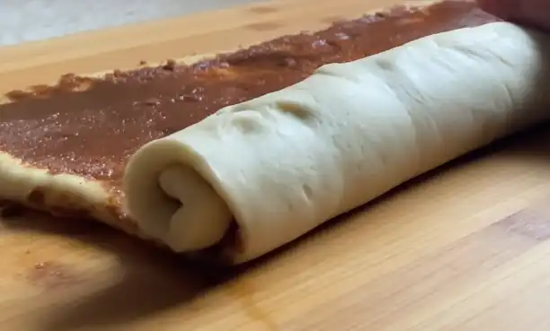 ['Easy Cinnamon Rolls Recipe No Yeast', 'Non Yeast Cinnamon Rolls', 'No Yeast Sweet Rolls', 'Easy Cinammon Rolls No Yeast', 'Home Made Cinnamon Rolls Easy No Yeast', 'Easy No Yeast Cinnamon Rolls Recipe', 'Easy Homemade Cinnamon Rolls No Yeast', 'Yeast Less Cinnamon Rolls', 'Quick Cinnamon Rolls Recipe No Yeast']