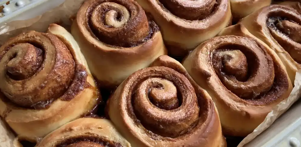 ['Easy Cinnamon Rolls Recipe No Yeast', 'Non Yeast Cinnamon Rolls', 'No Yeast Sweet Rolls', 'Easy Cinammon Rolls No Yeast', 'Home Made Cinnamon Rolls Easy No Yeast', 'Easy No Yeast Cinnamon Rolls Recipe', 'Easy Homemade Cinnamon Rolls No Yeast', 'Yeast Less Cinnamon Rolls', 'Quick Cinnamon Rolls Recipe No Yeast']